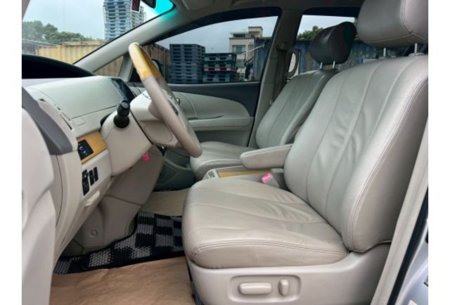 2007年Previa 2.4 七人座  第10張相片