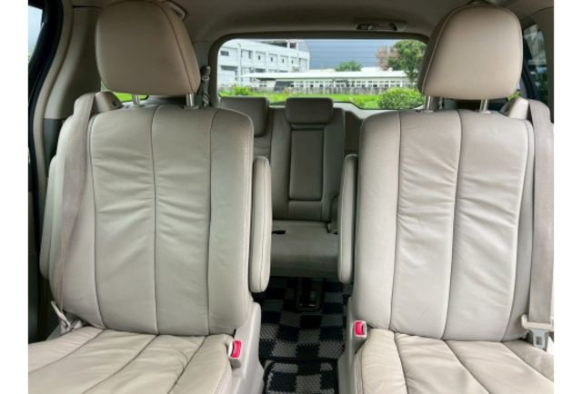 2007年Previa 2.4 七人座  第12張相片