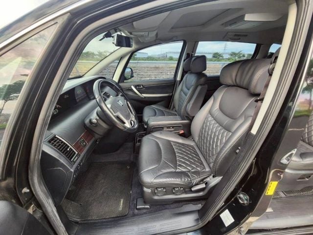 M7 TURBO 八人座 I-KEY免鑰匙 一鍵啟動 恆溫空調 循跡防滑 電動滑門 環景系統  第3張相片