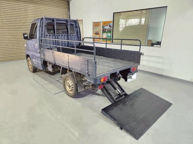 MITSUBISHI VERYCA 原鈑件 自排小貨車 電動升降斗 ABS防鎖死 循跡防滑 定速系統 升降斗 倒車顯影  第3張相片