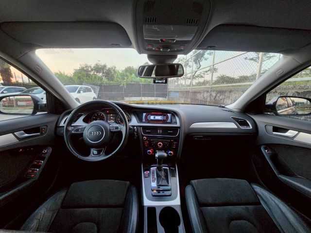 AUDI A4 EA888引擎 五門掀背車 稀有旅行車 HID頭燈 車頂架 倒車顯影 電動座椅 恆溫空調 定速系統  第6張相片