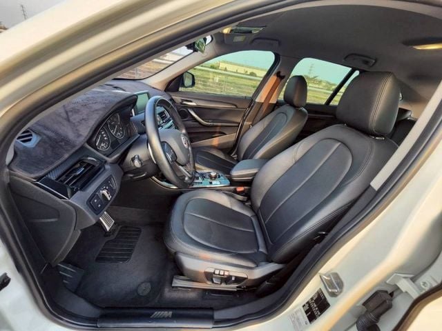 BMW X1 18D 休旅車 省油都市小修旅 一鍵啟動 電動座椅 電動尾門 循跡防滑  倒車顯影  第6張相片