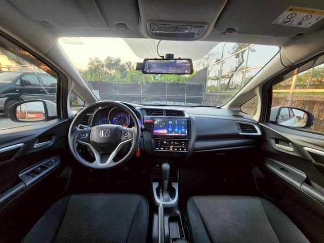HONDA FIT 五門小車 安卓導航主機 倒車顯影 換檔撥片 循跡防滑 ABS防鎖死 電動後視鏡  第3張相片