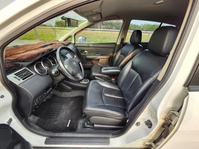 NISSAN TIIDA 便宜代步車 五門掀背車 恆溫空調 五門小車 都會小車 新手 買菜 通勤  第3張相片