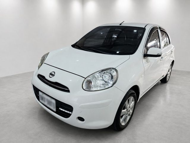 NISSAN NEW MARCH 五門小車 I-KEY免鑰匙 一鍵啟動 LED頭燈 安卓導航主機 360環景 恆溫空調  第2張相片