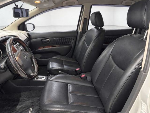 NISSAN GRAND LIVINA 1.8 七人座 I-KEY免鑰匙 恆溫空調 ABS防鎖死 安全氣囊  第7張相片