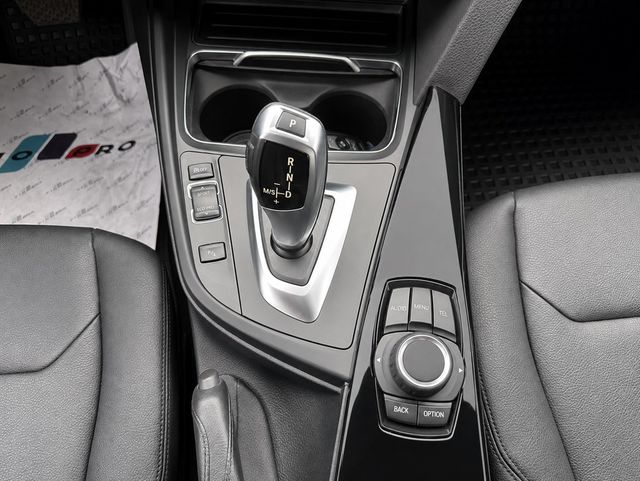BMW寶馬 318I  第6張相片