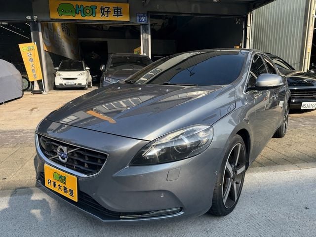 VOLVO富豪 V40  第1張相片