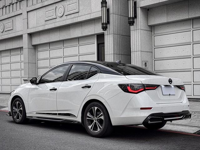 NISSAN日產 SENTRA  第2張相片