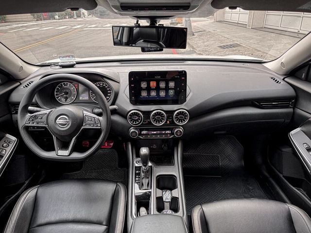 NISSAN日產 SENTRA  第7張相片