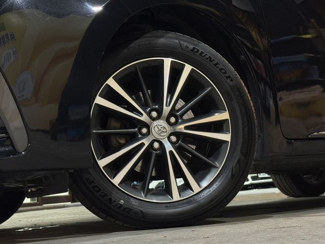 TOYOTA豐田 ALTIS  第5張相片