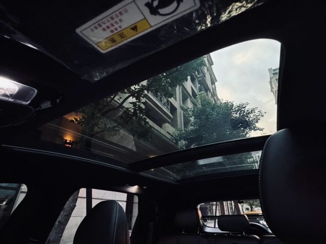 2025 Hyundai Tucson L Turbo Hybrid GLT-C  第14張相片