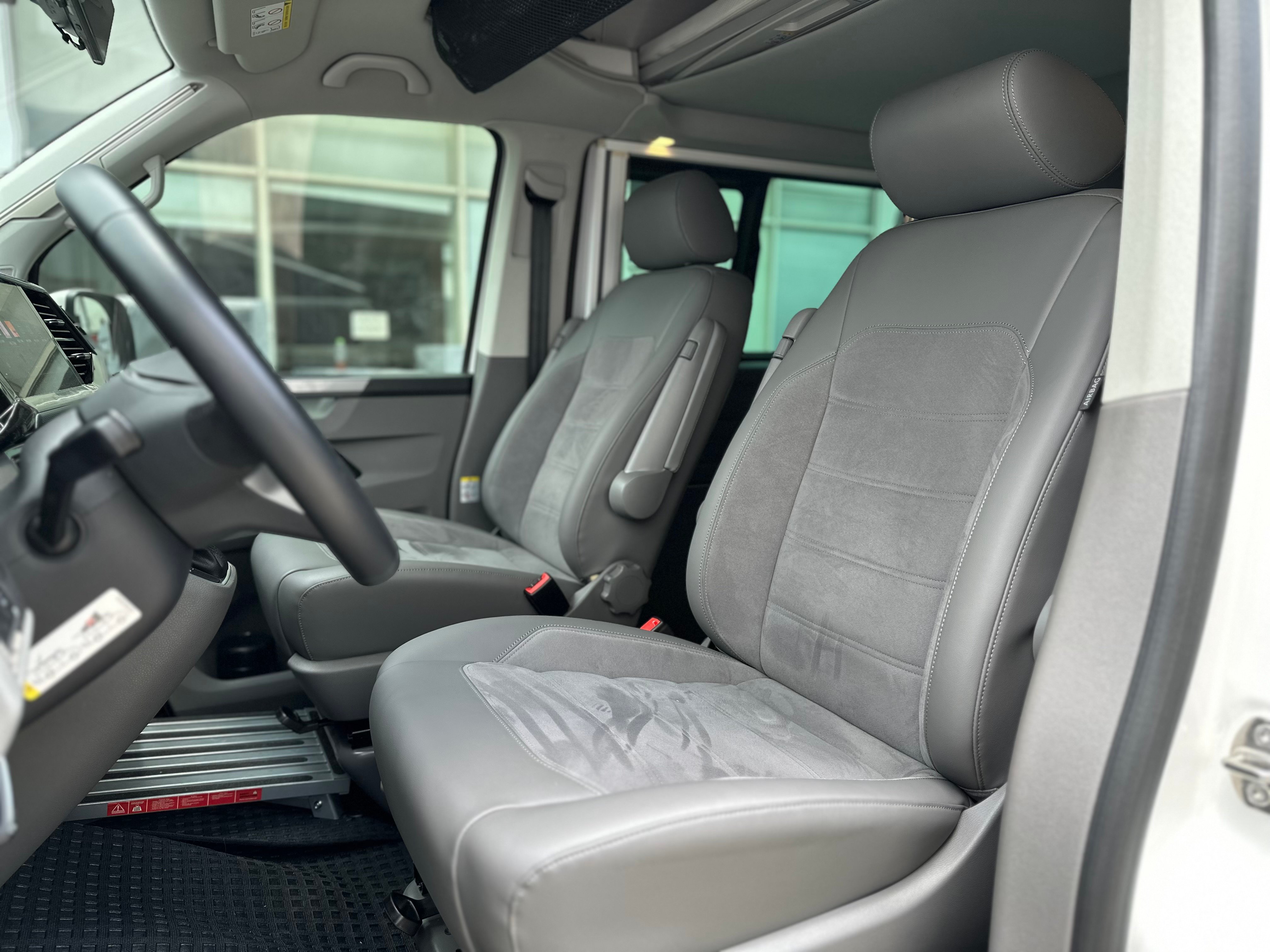 2024 VW California Ocean 2.0TDI 4Motion 總代理/原鈑件/原廠保固中/里程8300  第6張相片