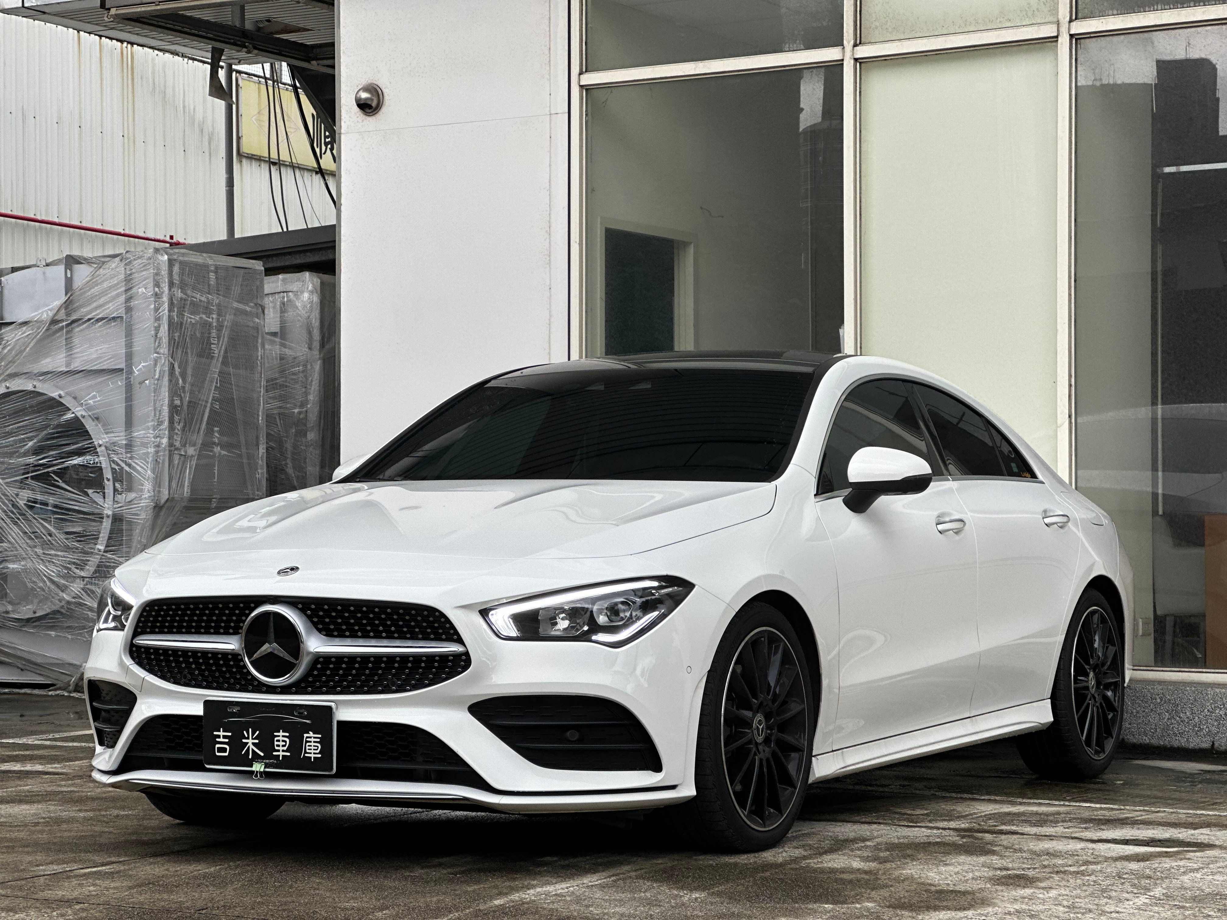 2022 BENZ CLA250 AMG 總代理/原鈑件/里程僅跑一萬五/原廠保養  第1張相片