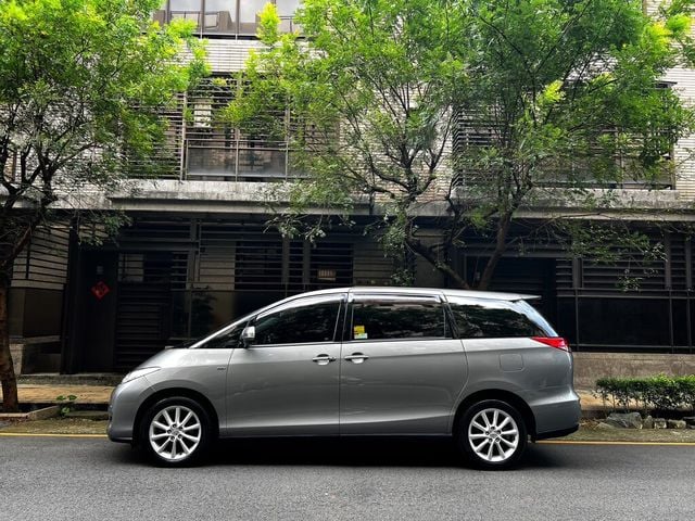 TOYOTA豐田 PREVIA  第7張相片