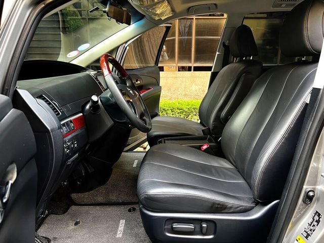 TOYOTA豐田 PREVIA  第8張相片