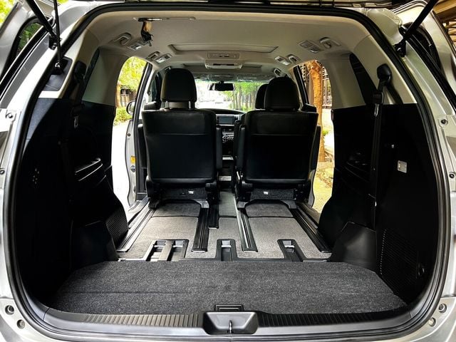 TOYOTA豐田 PREVIA  第12張相片