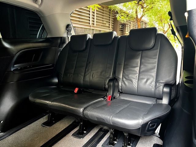 TOYOTA豐田 PREVIA  第14張相片