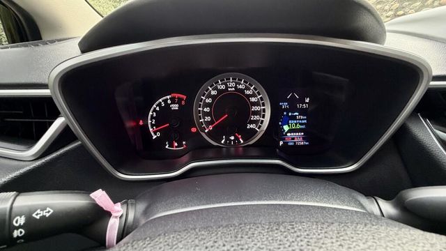 TOYOTA豐田 ALTIS  第3張相片