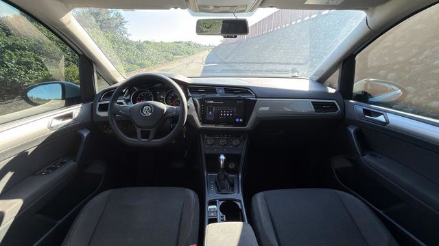 VOLKSWAGEN福斯 TOURAN  第4張相片