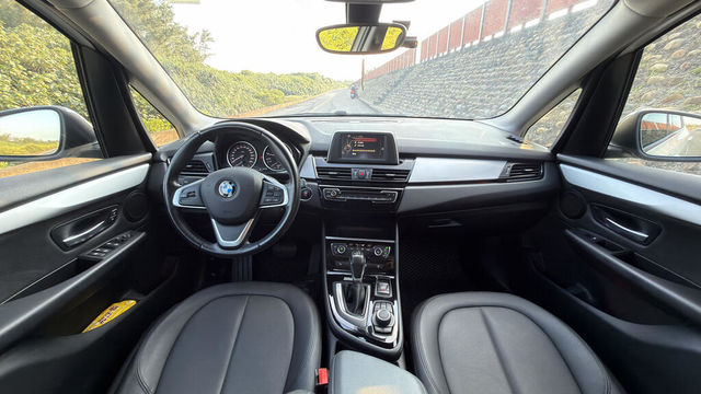 BMW寶馬 218I  第4張相片
