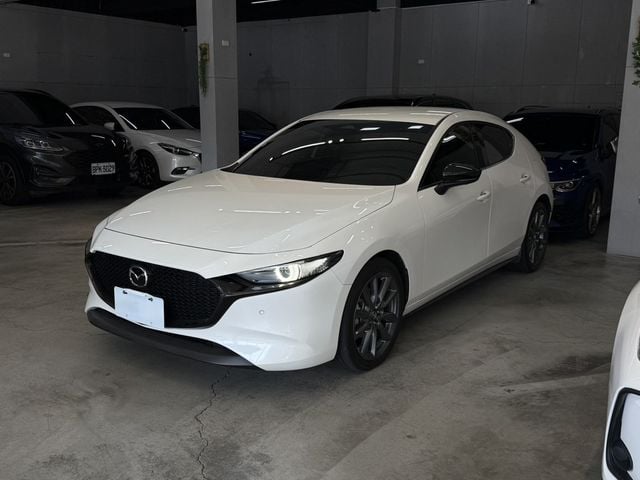 MAZDA馬自達 MAZDA 3  第1張相片