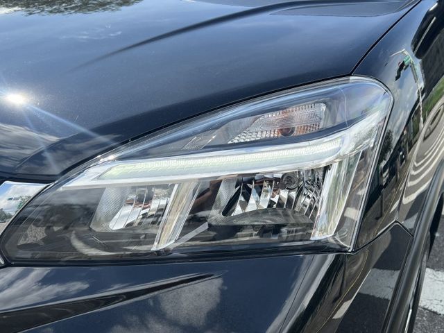 【原鈑件x認證車】稀有旗艦型 定速+快撥 影音 數位儀表 數字胎壓 盲點 後座冷氣 17吋鋁圈 車頂架 SUM五大保固!  第18張相片