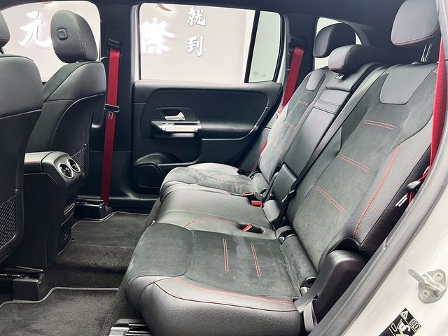 M-BENZ賓士 GLB35 AMG  第13張相片