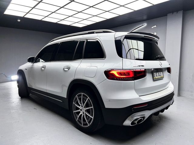 M-BENZ賓士 GLB35 AMG  第4張相片