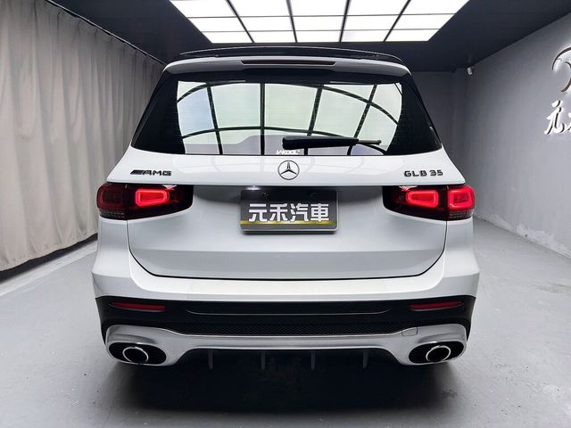 M-BENZ賓士 GLB35 AMG  第5張相片