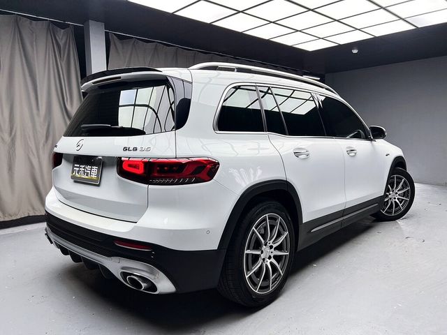 M-BENZ賓士 GLB35 AMG  第6張相片