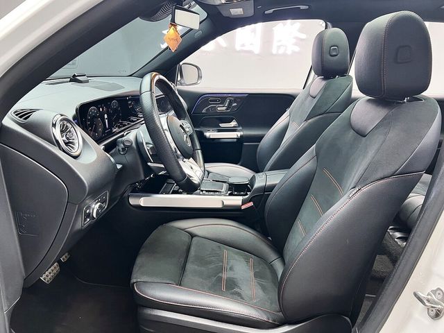 M-BENZ賓士 GLB35 AMG  第11張相片