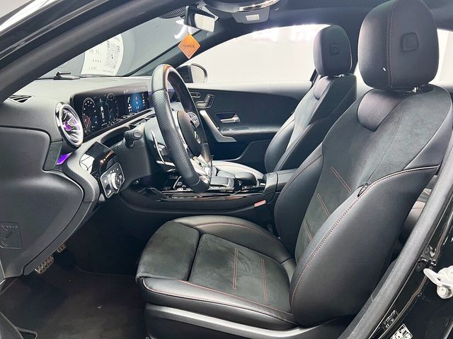 M-BENZ賓士 A35 AMG  第11張相片