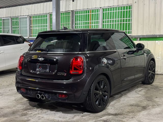 MINI迷你 COOPER S  第2張相片
