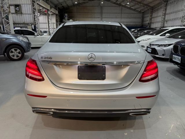 E-CLASS W213  第6張相片