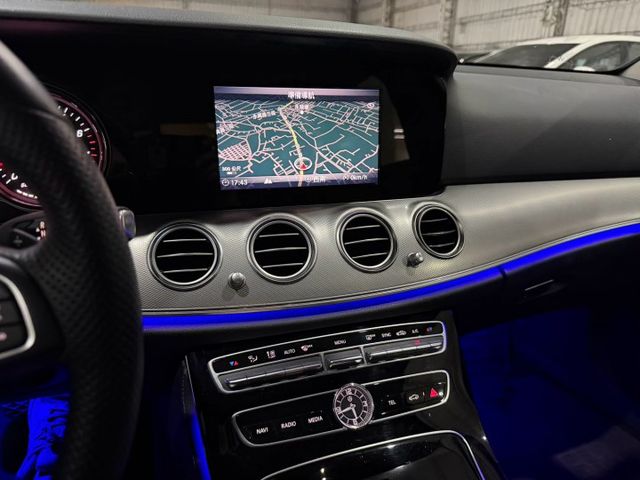 E-CLASS W213  第13張相片