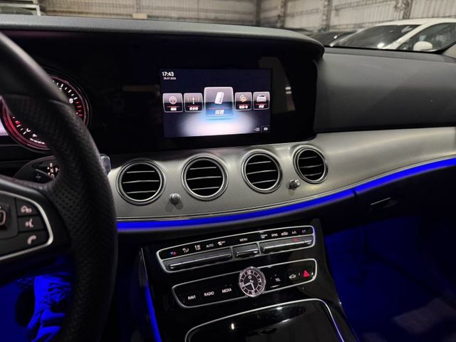 E-CLASS W213  第15張相片