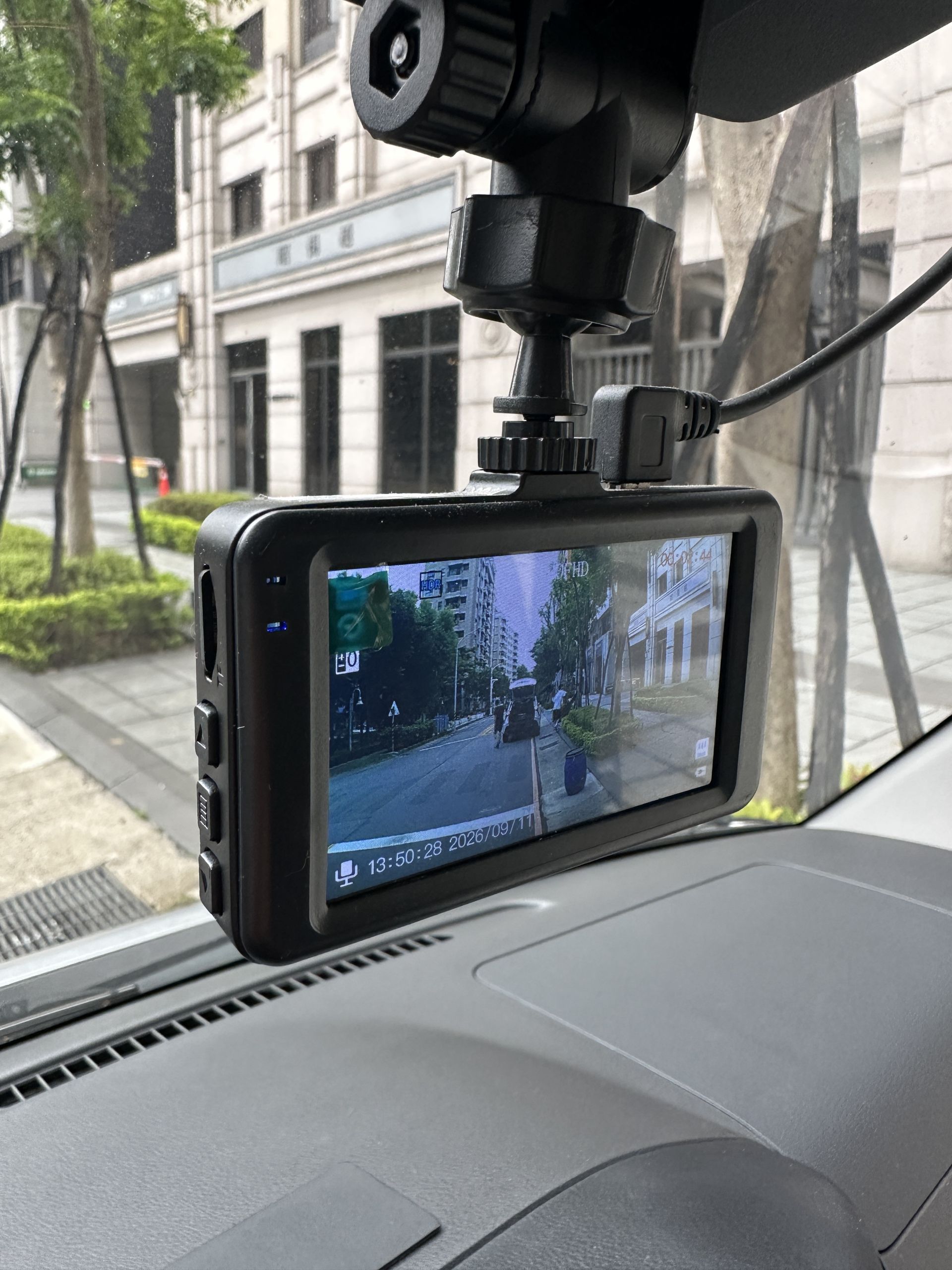 2023 Toyota Town Ace Van TSS 湯A斯 廂式貨車 生意人的賺錢神車 #5人座自排 #僅跑2萬 #一手車 #原廠保固中 請直接來電 ☎ : 0９80-558-999 (訊息回覆較慢)  第10張相片