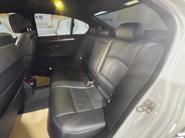 BMW寶馬 528I  第7張相片