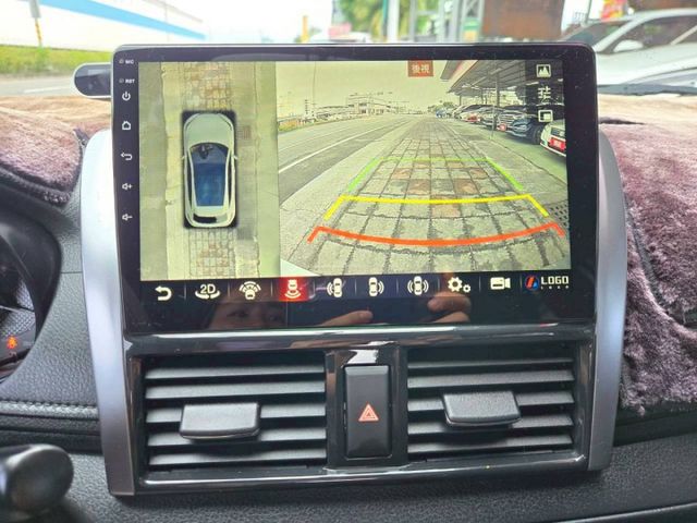 原鈑件 里程保證一年只跑6千公里  認證美車  一手車  IKY  環景攝影  安全有保障 省油省稅金  第14張相片