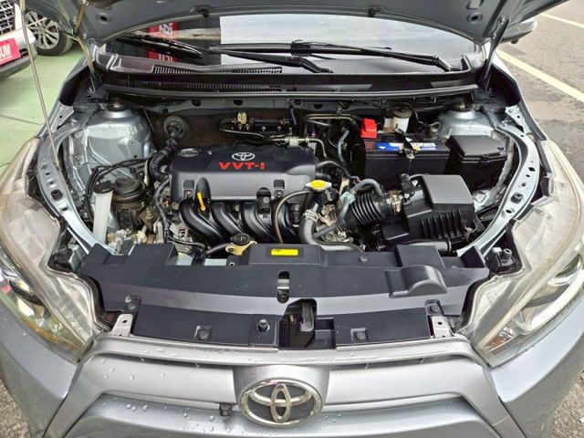 原鈑件 里程保證一年只跑6千公里  認證美車  一手車  IKY  環景攝影  安全有保障 省油省稅金  第17張相片