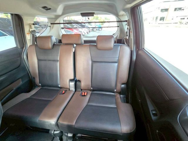 原鈑件 里程保證 認證美車 原廠保養車 盲點 側滑門 定速 車道偏離警示 座艙空間多變化 CP值超高!!  第10張相片