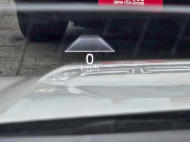 原鈑件 里程保證 認證美車 旗艦版 ACC自動跟車 電尾門 抬頭顯示器 已更換全新安卓機 ~  第14張相片