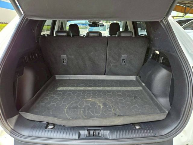 原鈑件 里程保證 認證美車 旗艦版 ACC自動跟車 電尾門 抬頭顯示器 已更換全新安卓機 ~  第18張相片