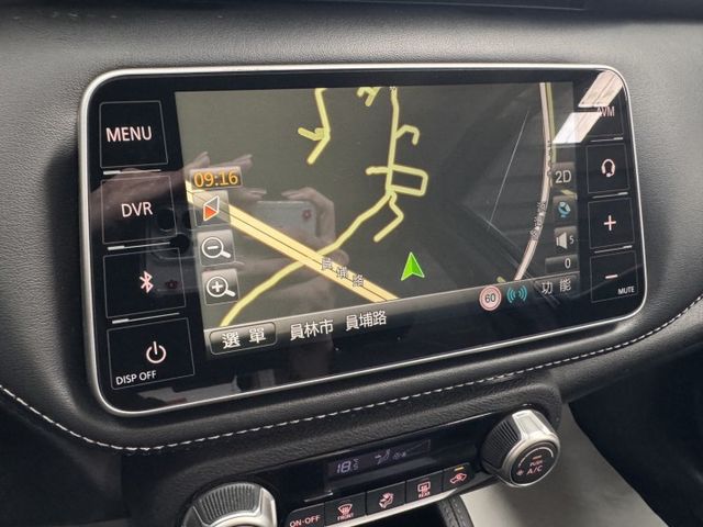網友專屬優惠實施中 ~ 月繳6333輕鬆開回家~定速、免鑰匙、環景系統、盲點偵測、煞停、抬頭顯示器、恆溫空調、TCS防滑  第7張相片