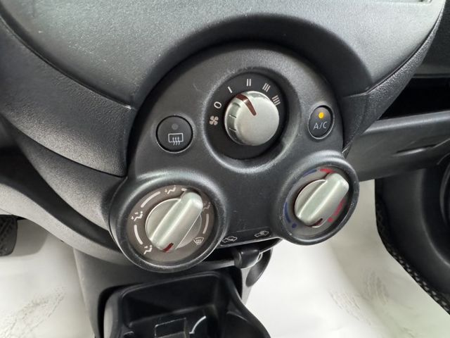 小車大空間 ~ 代步車首選 !  胎壓監控、倒車顯影、車前距雷達、備胎、後座分離傾倒 !  第7張相片