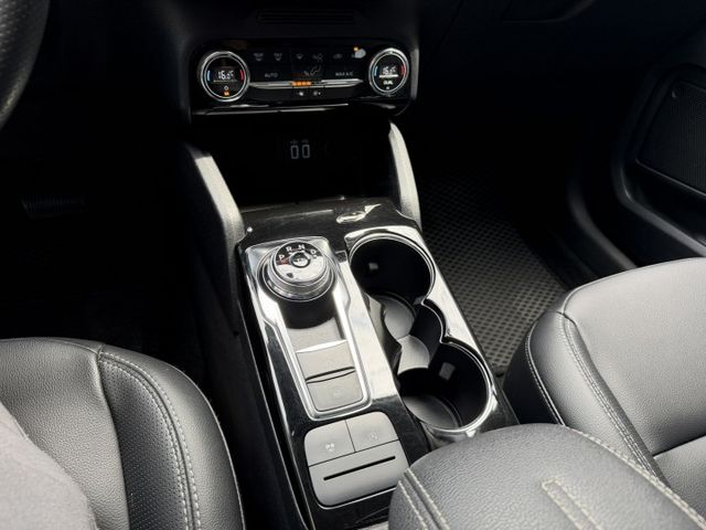 2020 KUGA 有顏質/有動力/認證好車 完整LV2 盲點/摸們/倒車顯影/CarPlay/電動椅/可車換車/全額貸  第8張相片