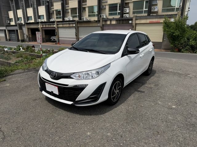 2021 YARIS 熱門掀背小車 / 省油省稅金/  經典版 / 可車換車 / 全額貸款  第1張相片