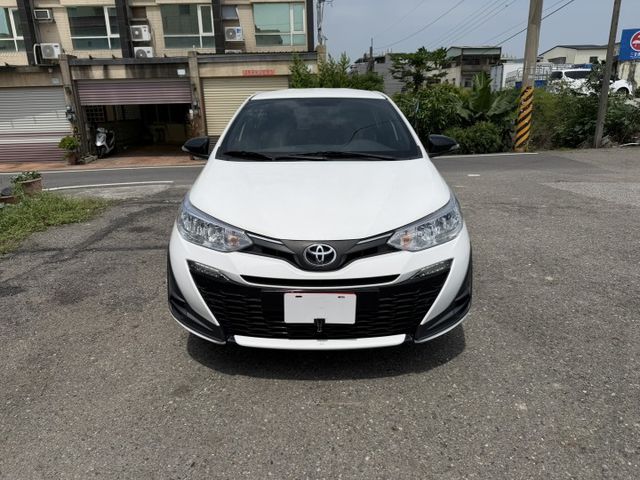 2021 YARIS 熱門掀背小車 / 省油省稅金/  經典版 / 可車換車 / 全額貸款  第2張相片