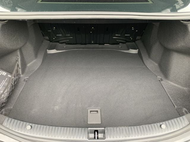 2017/18年式 C250 認證優質車 升級AMG鋁圈/定速/導航/電動椅含加熱/天窗/油水路已處理/內外棉  第13張相片